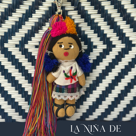 Niña de Guatemala Tassel